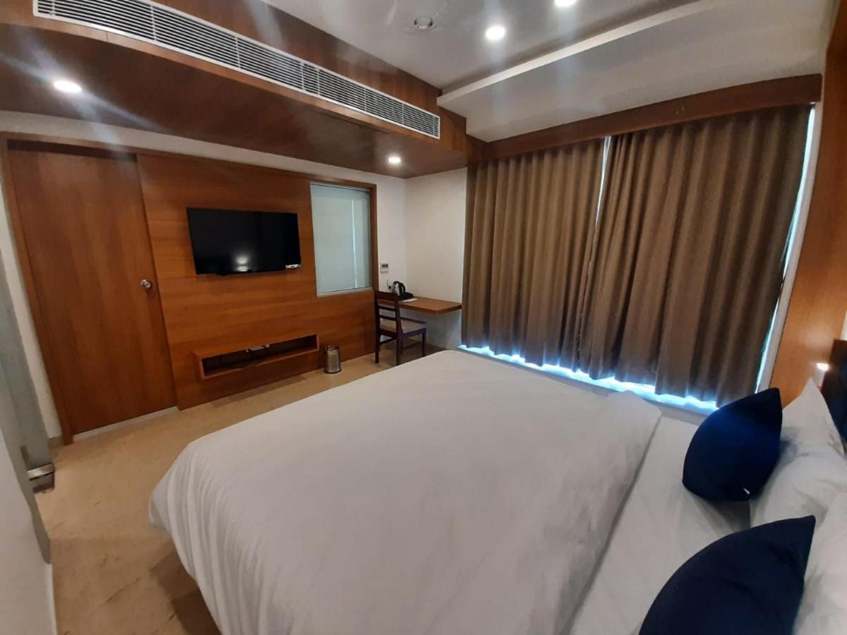 Vits The Somnath Gateway Hotel Екстериор снимка