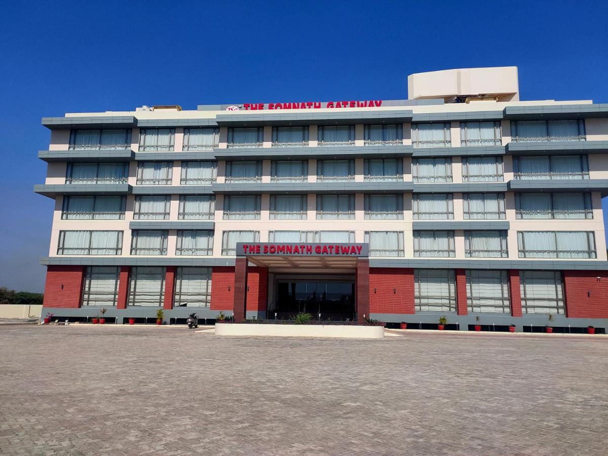 Vits The Somnath Gateway Hotel Екстериор снимка